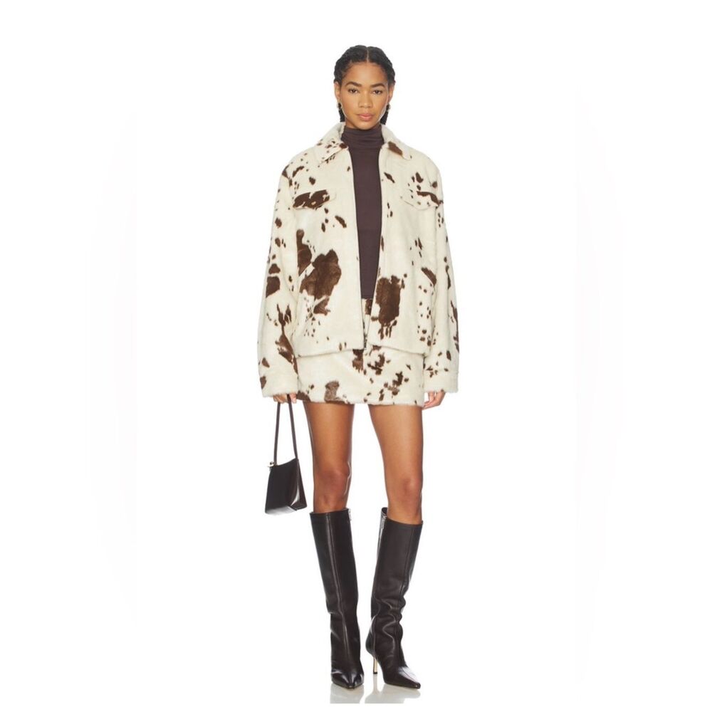 NWT Lovers and Friends Nash Jacket in Cow Print calf hair - Picture 3 of 10
